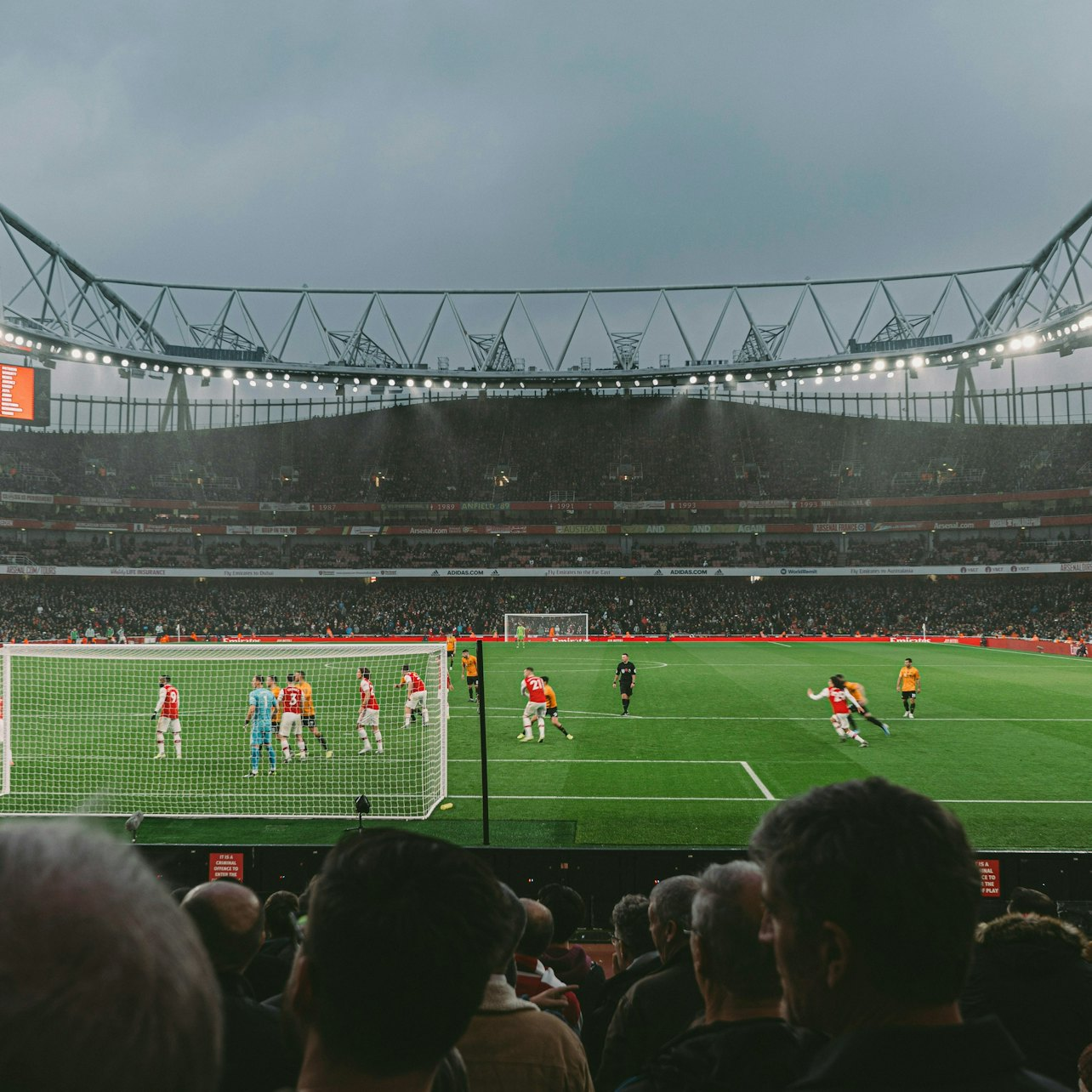 Emirates Stadium: Arsenal FC Football Match - Photo 1 of 3